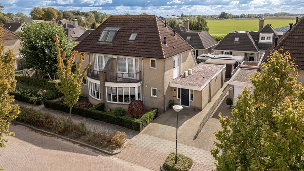 Medium property photo - Vlinderslag 54, 4286 GK Almkerk